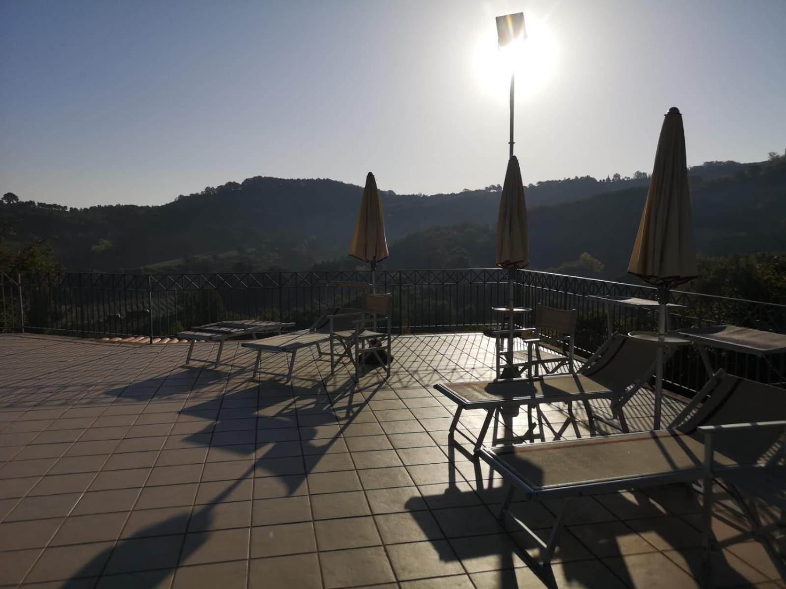 Tenuta Borgo San Michele Gubbio Exteriör bild