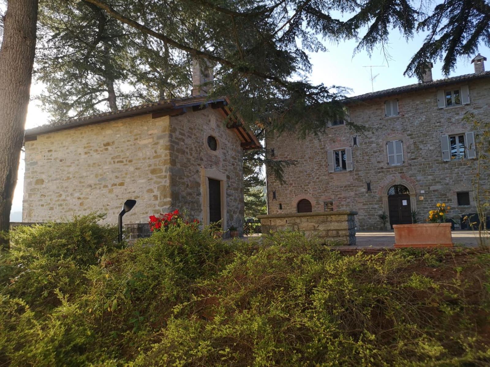 Tenuta Borgo San Michele Gubbio Exteriör bild
