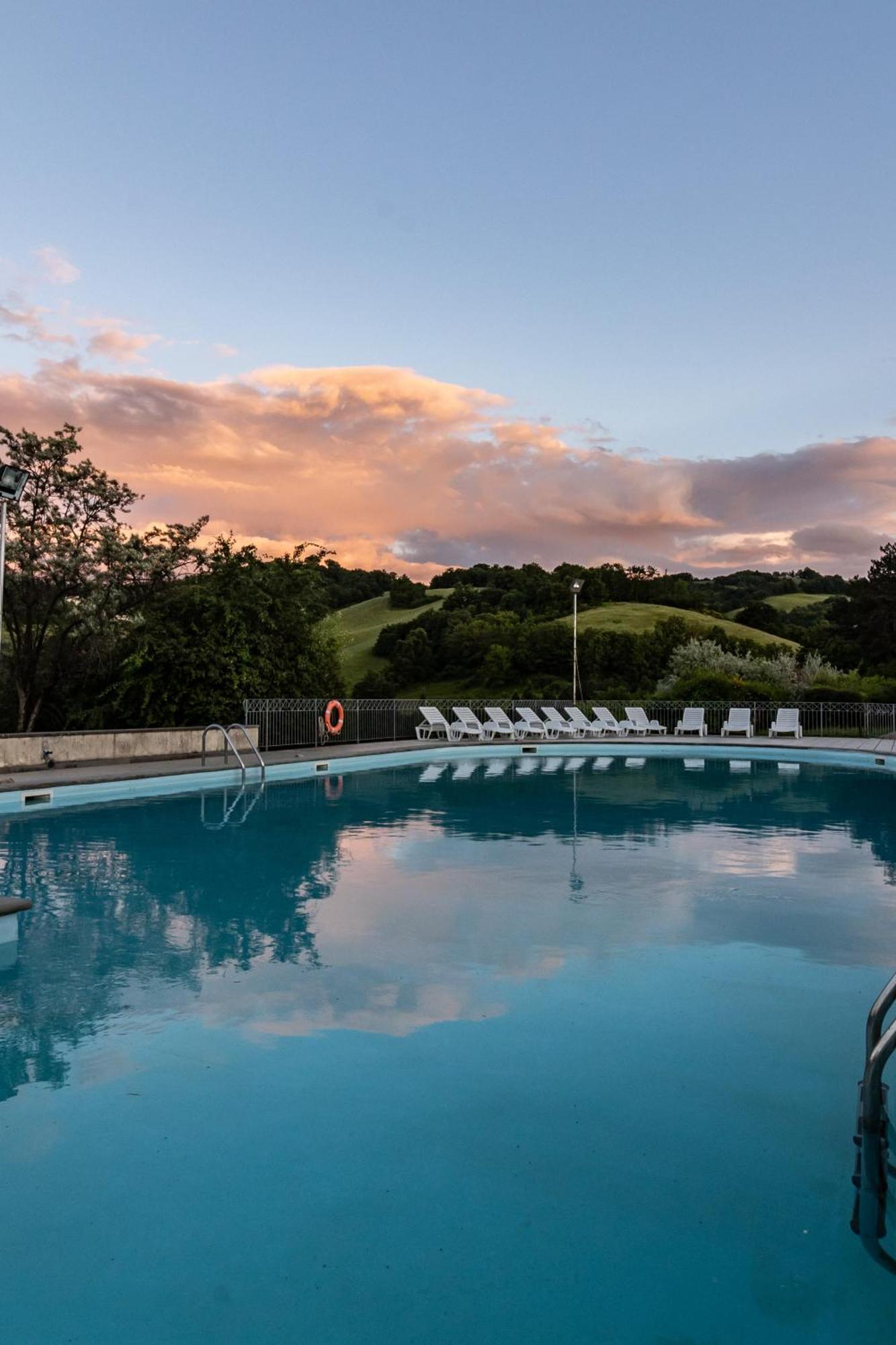 Tenuta Borgo San Michele Gubbio Exteriör bild