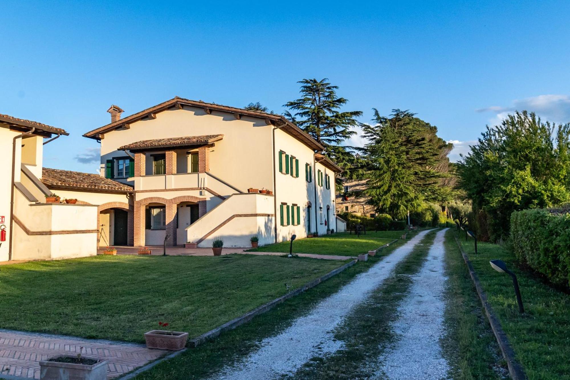 Tenuta Borgo San Michele Gubbio Exteriör bild