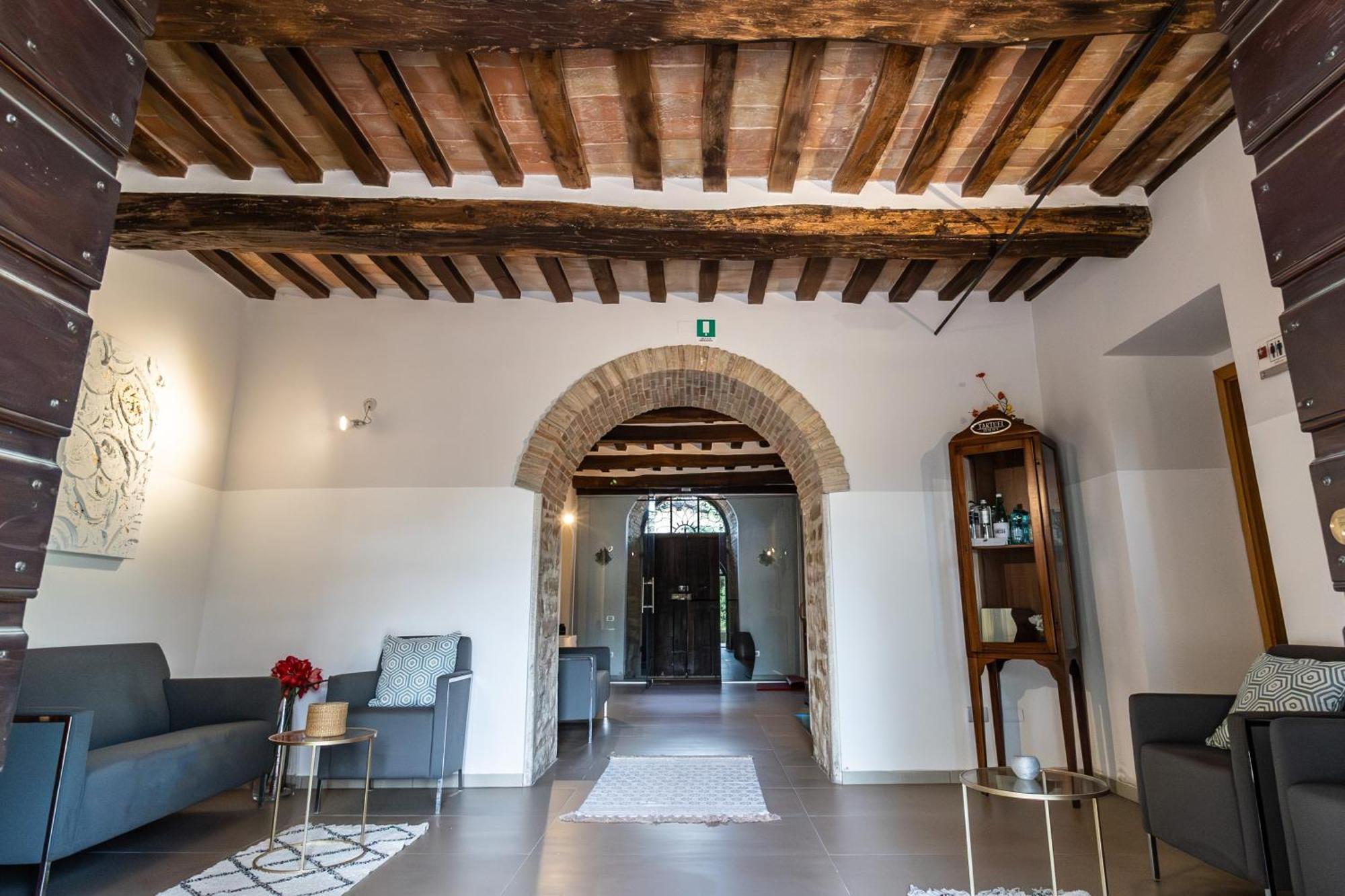 Tenuta Borgo San Michele Gubbio Exteriör bild