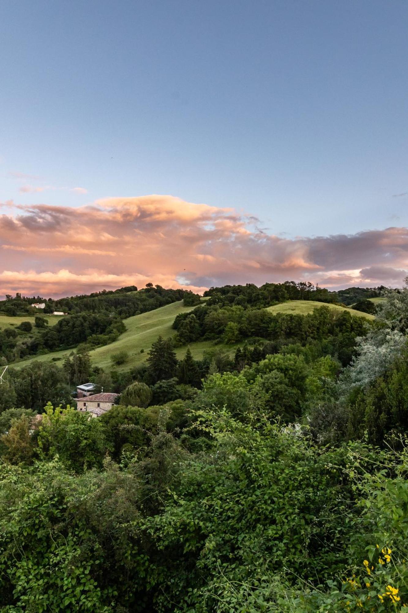 Tenuta Borgo San Michele Gubbio Exteriör bild