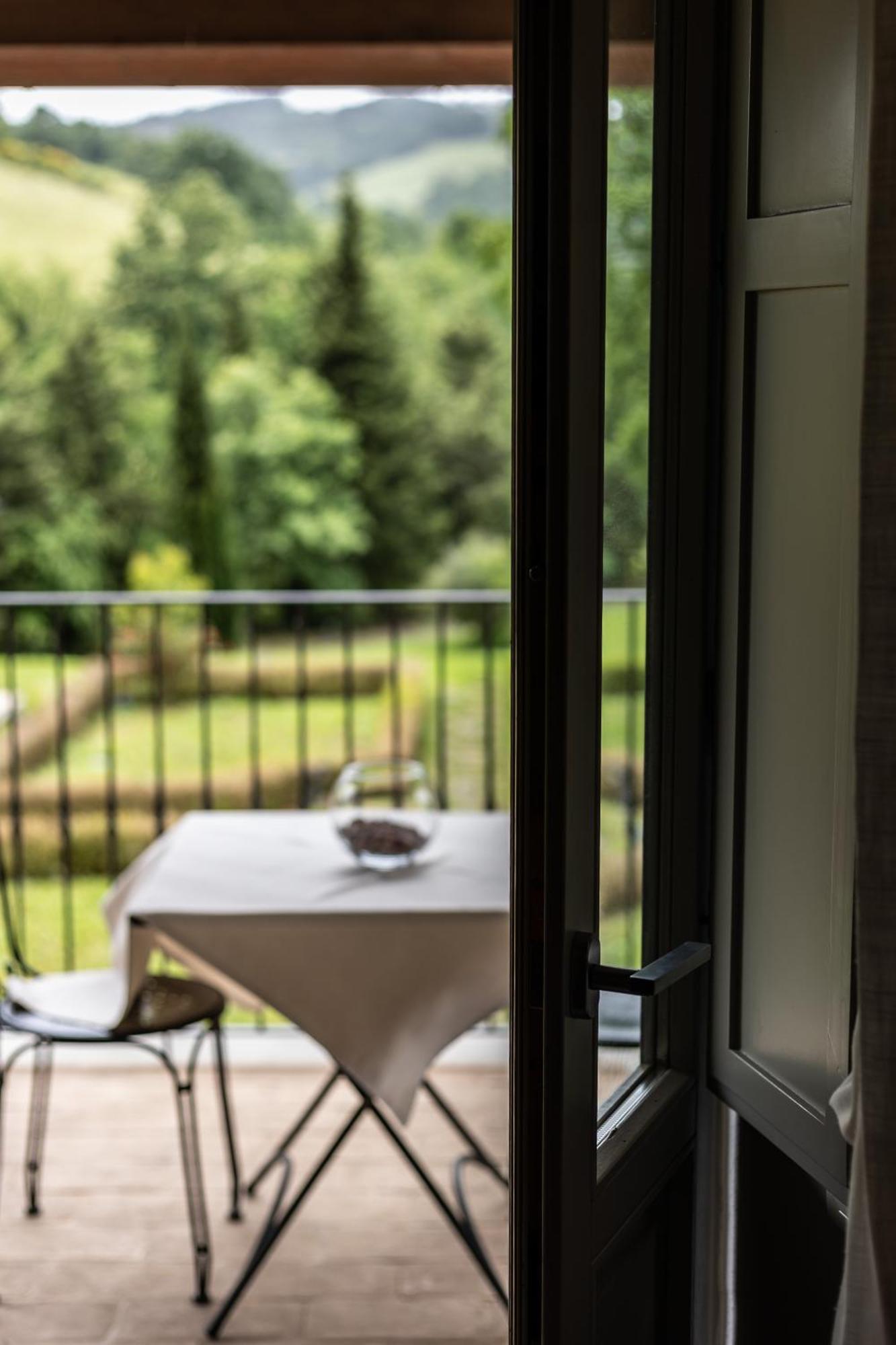 Tenuta Borgo San Michele Gubbio Exteriör bild